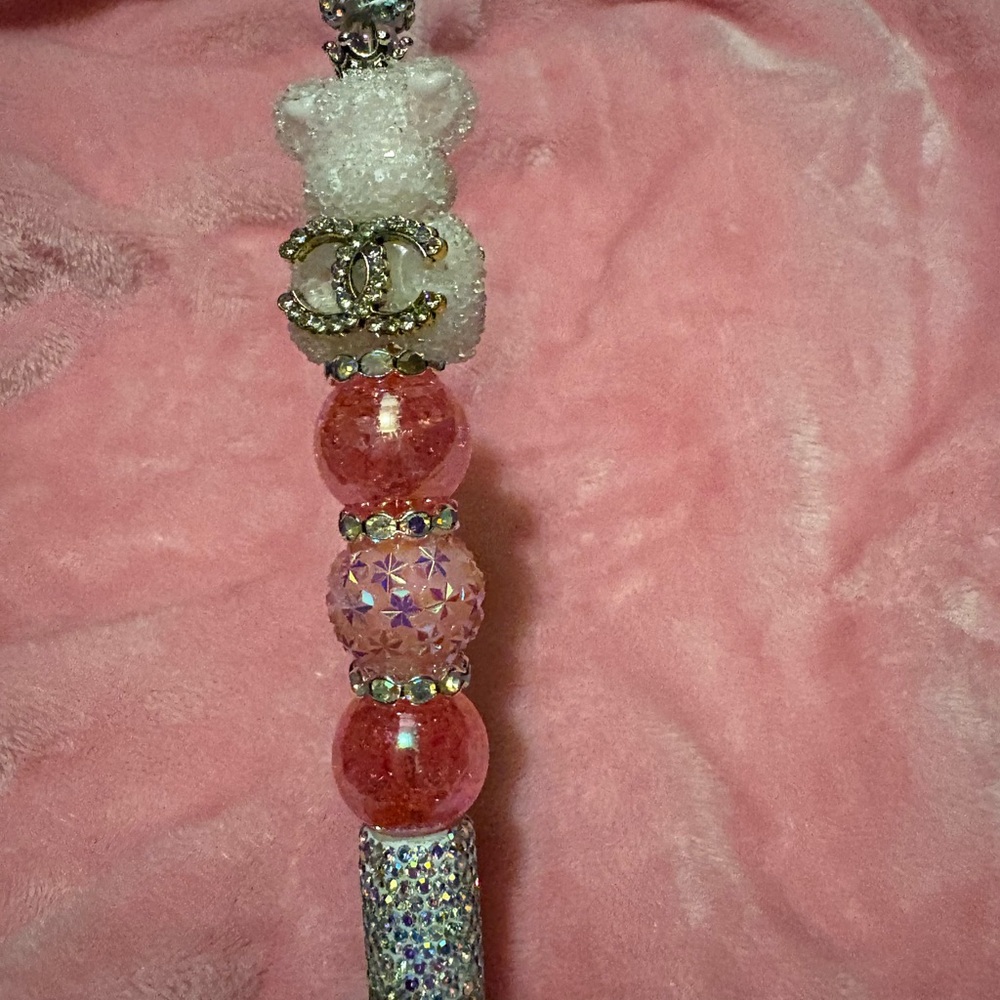 Elegant Pink and Silver Beaded Necklace
